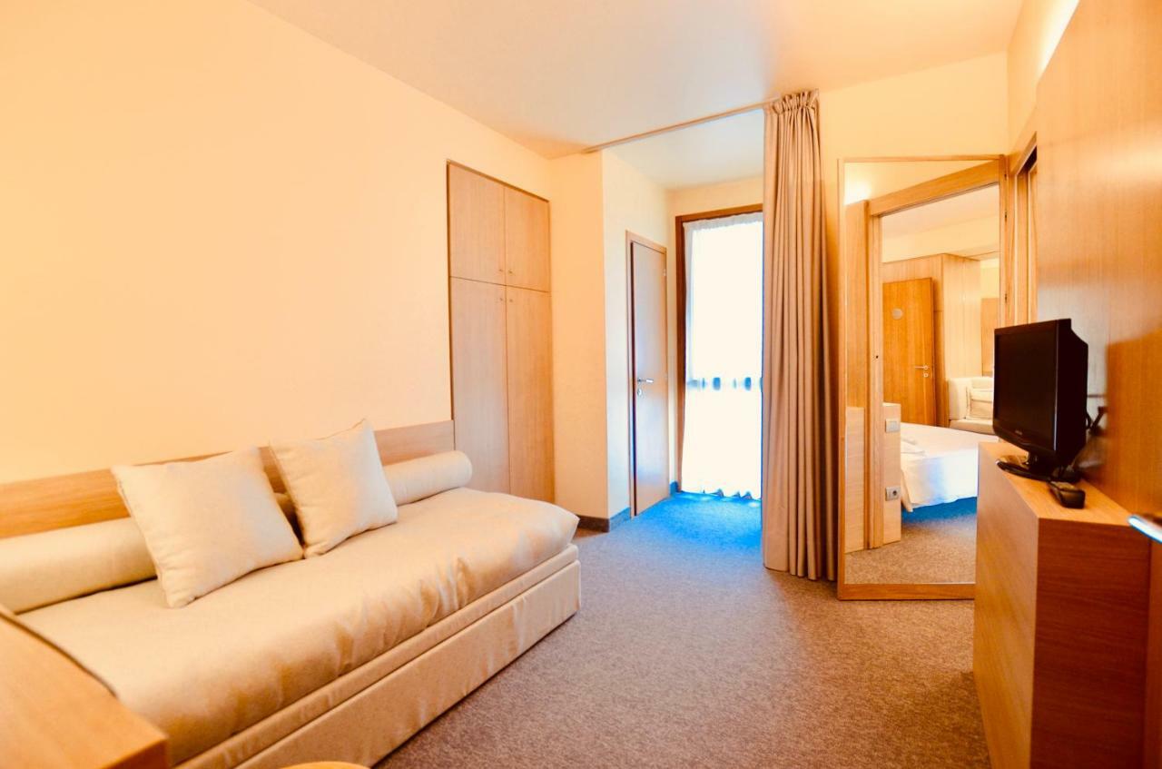 Albergo Sorriso Darfo Boario Terme Exterior foto